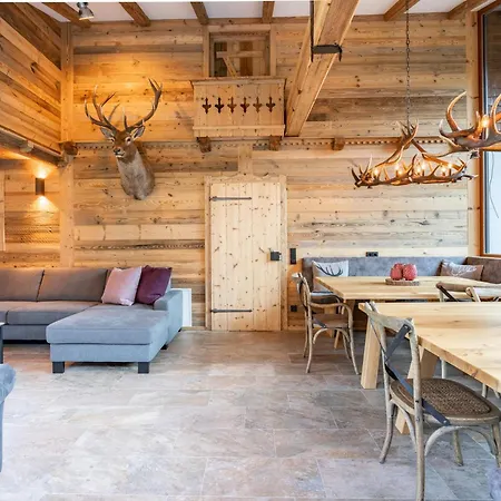 Spykerhuette Feriehus *